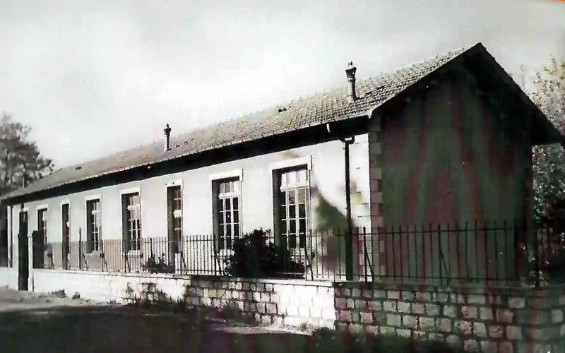 ecole-deleuze-exterieur-saint-hilaire-patrimoine