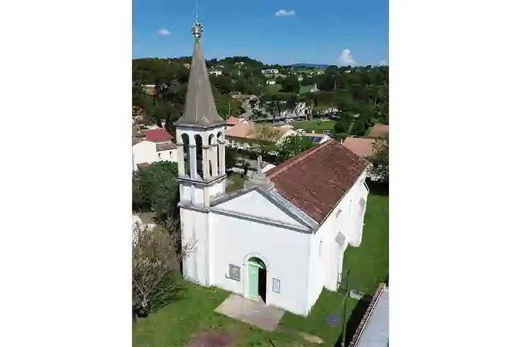 eglise-aerien-sainte-therese-hilaire-patrimoine