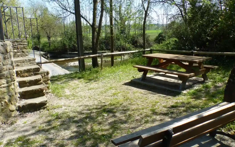 four-a-chaux-tribies-table-saint-hilaire-patrimoine