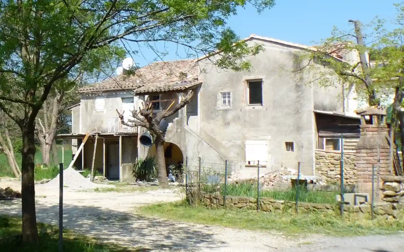 paul-courtin-exterieur-saint-hilaire-patrimoine